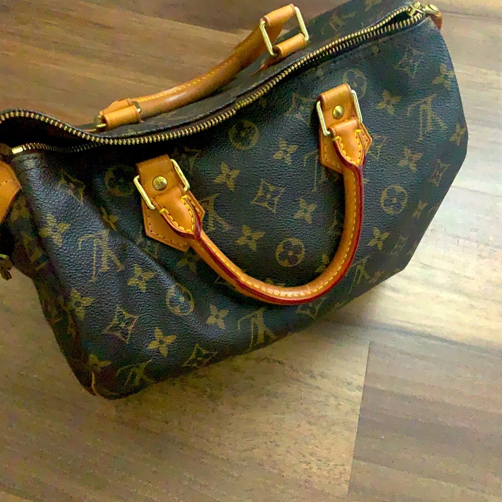 Louis Vuitton Speedy 25